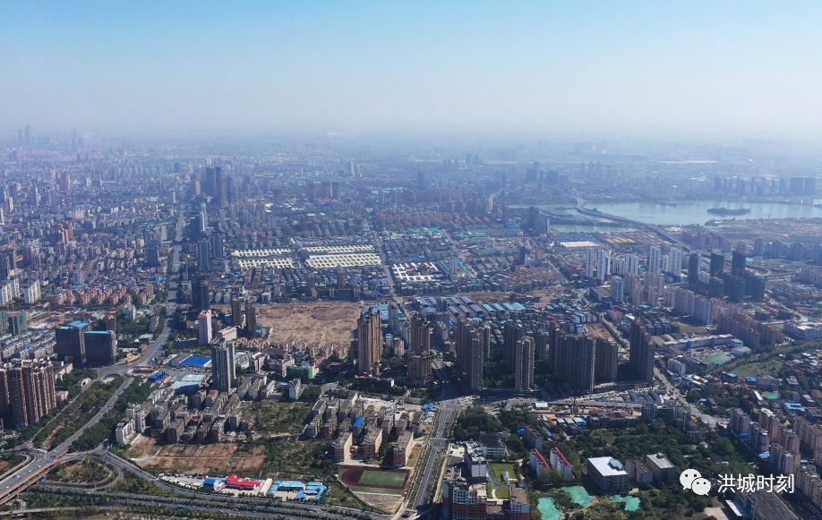 洪城崛起，现代都市的蓬勃发展与变迁