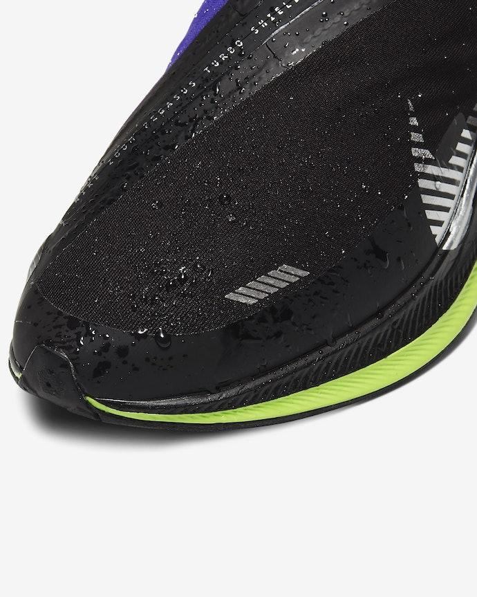 最新Nike跑鞋引领时尚潮流，让你轻松领跑！