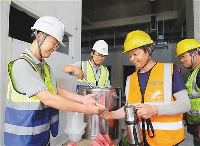郑州工地最新招聘，友情、梦想与家的温馨故事启航之地