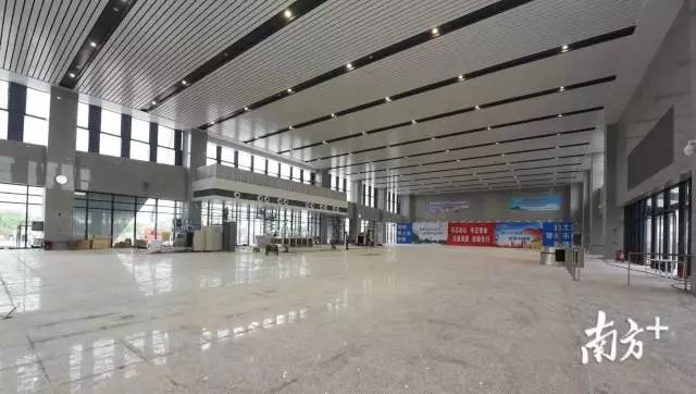 恩平高铁站，现代化交通枢纽的崛起实景图展示
